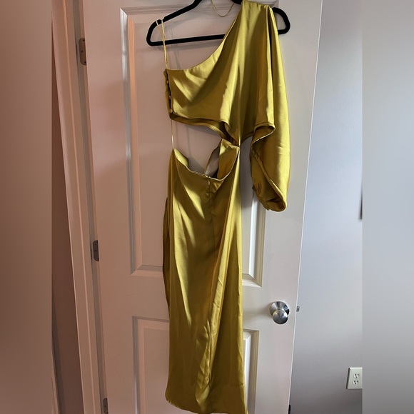 ZARA SATIN EFFECT ASYMMETRIC DRESS - Picture 13 of 13